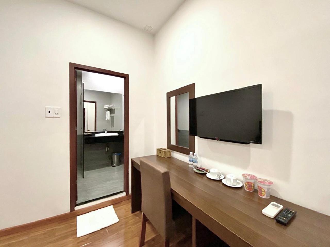 Bazan Xanh Hotel Buon Ma Thuot Kültér fotó