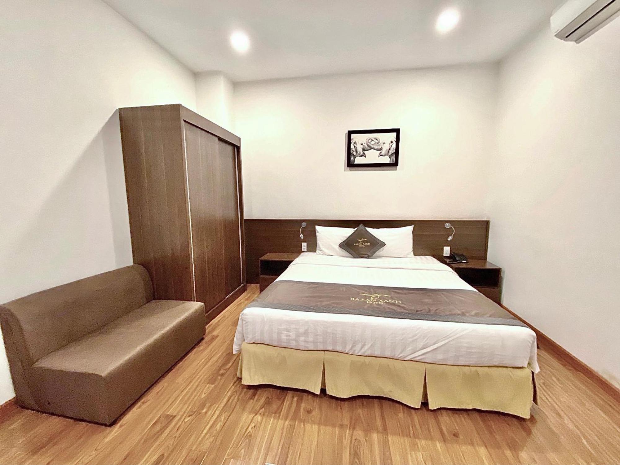 Bazan Xanh Hotel Buon Ma Thuot Kültér fotó
